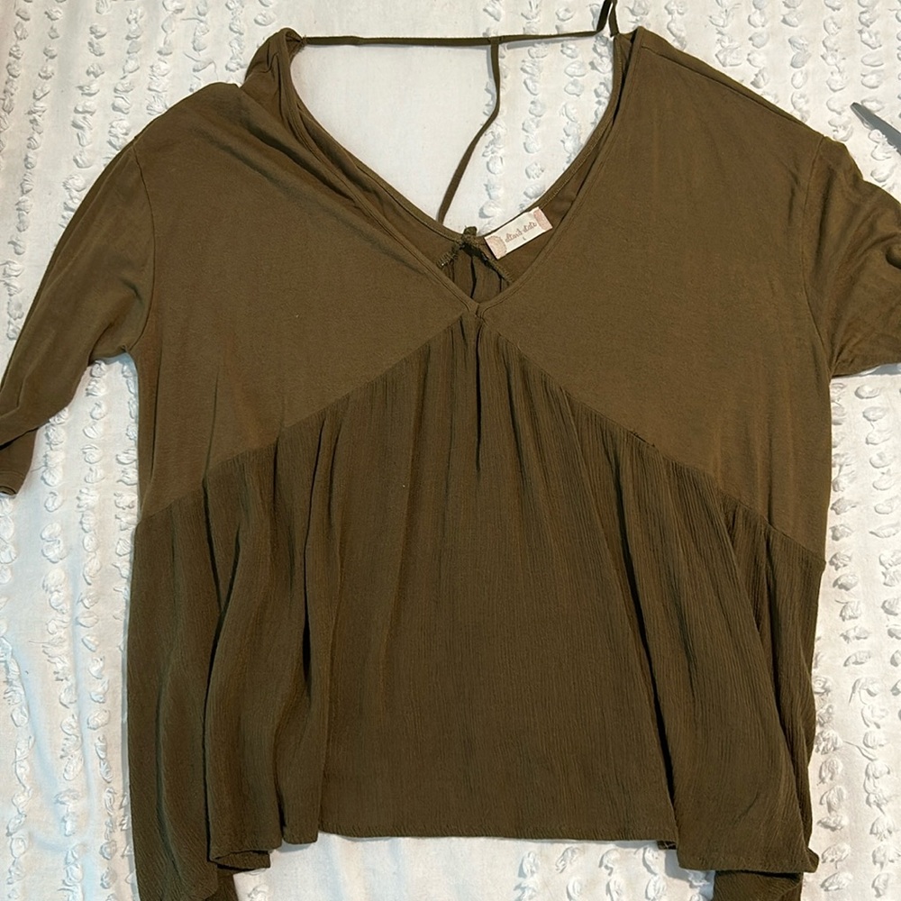 ALTAR’D STATE TOP! 🤍